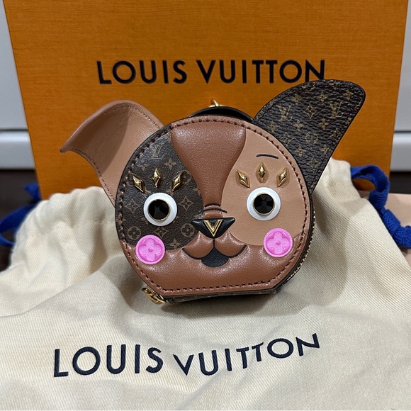 Louis Vuitton Puppy Keychain Dog Hat Box Supple Bag Charm - Picture 1 of 6